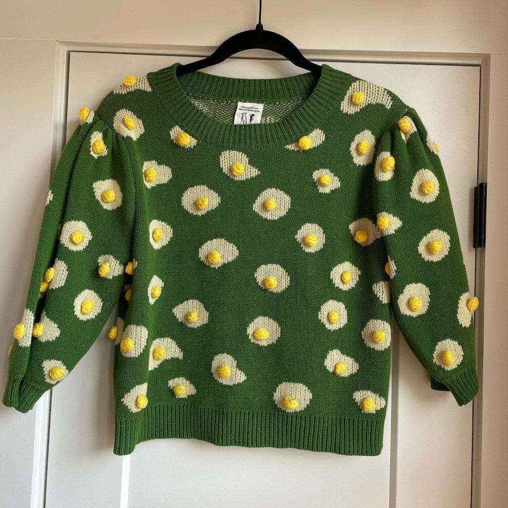 Fashion Brand Company Egg Sweater - L/XL